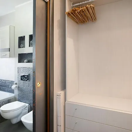 La Dimora Della Poesia Apartman