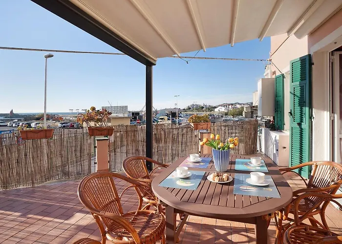 Apartman La Dimora Della Poesia Imperia